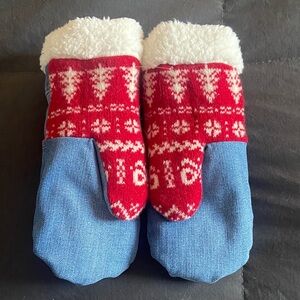 Festive Red and Blue Women's Mittens
